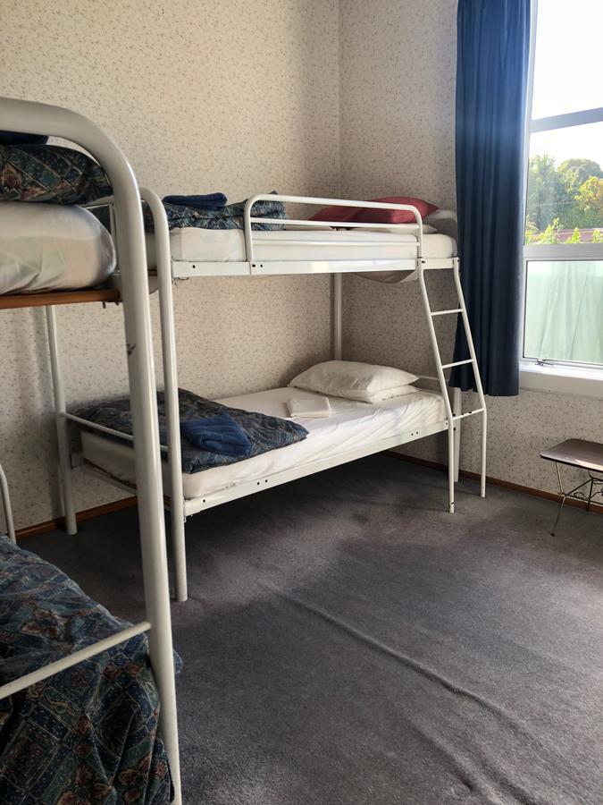 Redkettle Backpackers Vandrehjem Oamaru Eksteriør billede